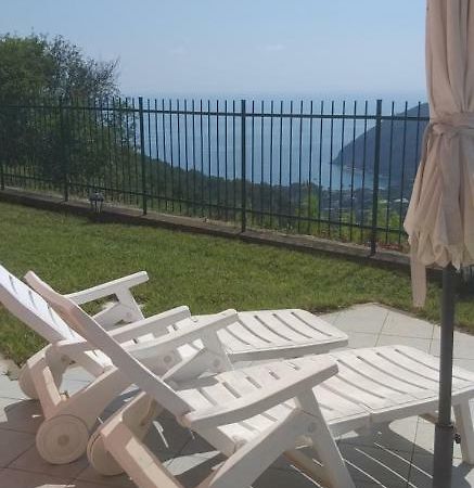 Appartamento Terrazza Vista Mare Mozzafiato Монелья Экстерьер фото