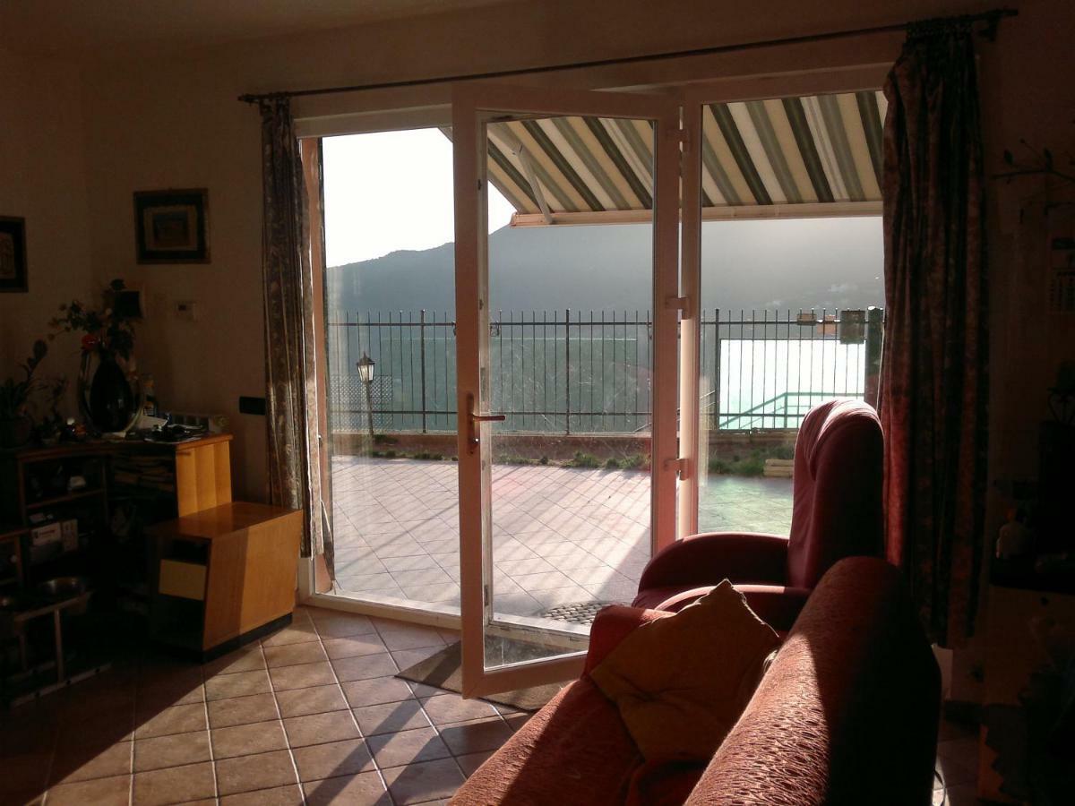 Appartamento Terrazza Vista Mare Mozzafiato Монелья Экстерьер фото